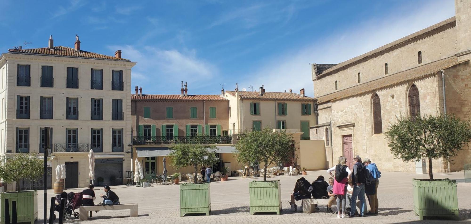 Les Arenes Wi-Fi Climatisation Jardin Netflix 10 Mn Coeur De Ville Beziers Ngoại thất bức ảnh